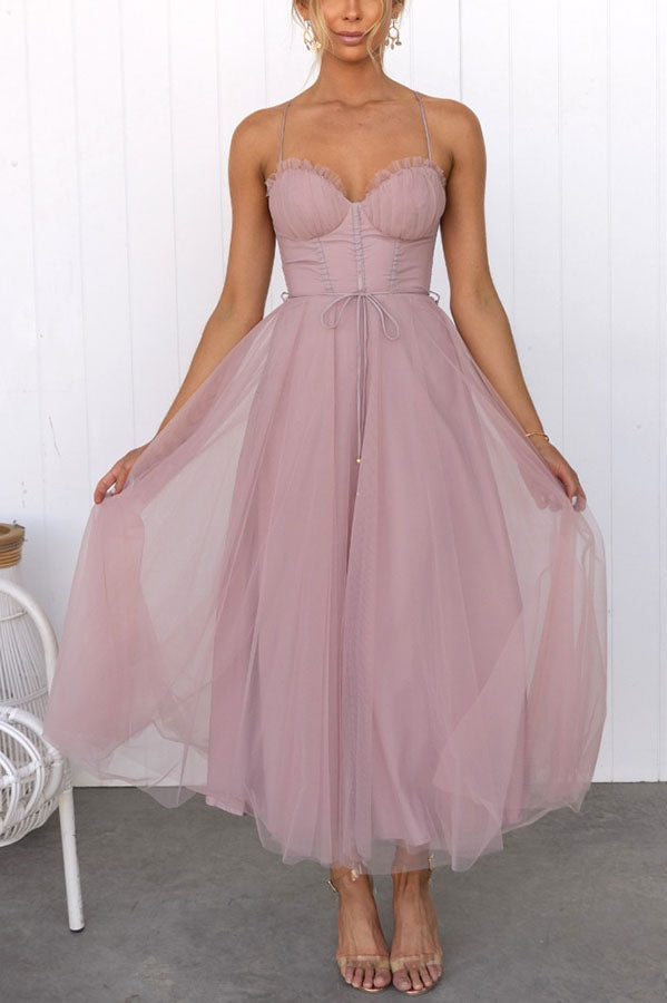 Elodie - Stilvolles und schickes Midikleid