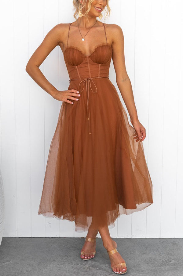Elodie - Stilvolles und schickes Midikleid