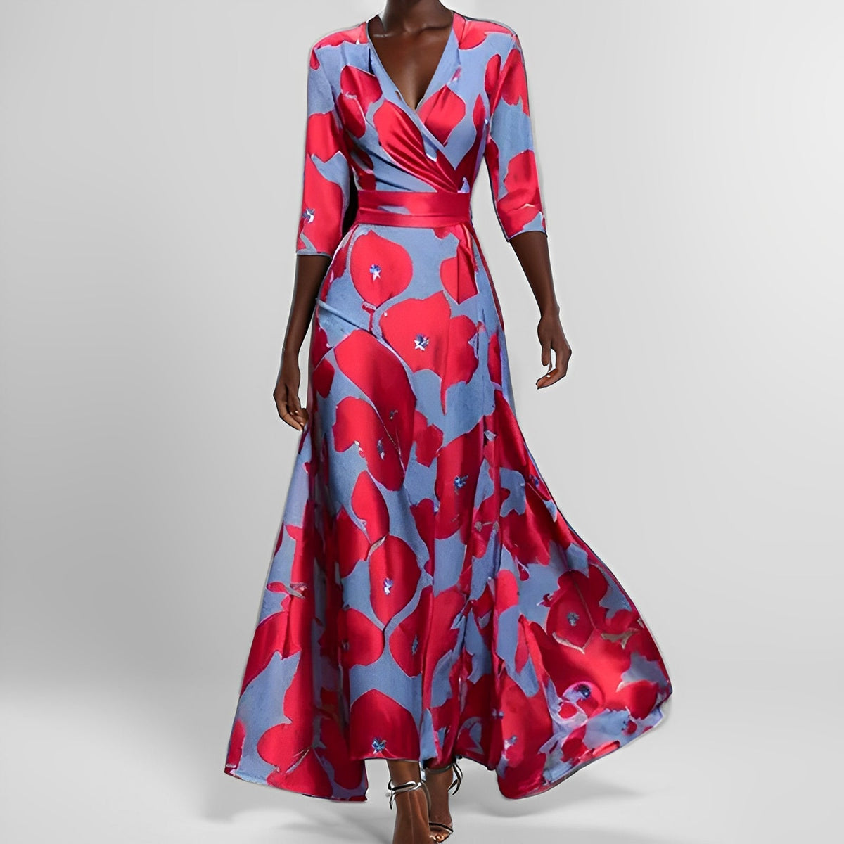 Delores - Langes Kleid mit floraler Gestaltung und langen Ärmeln