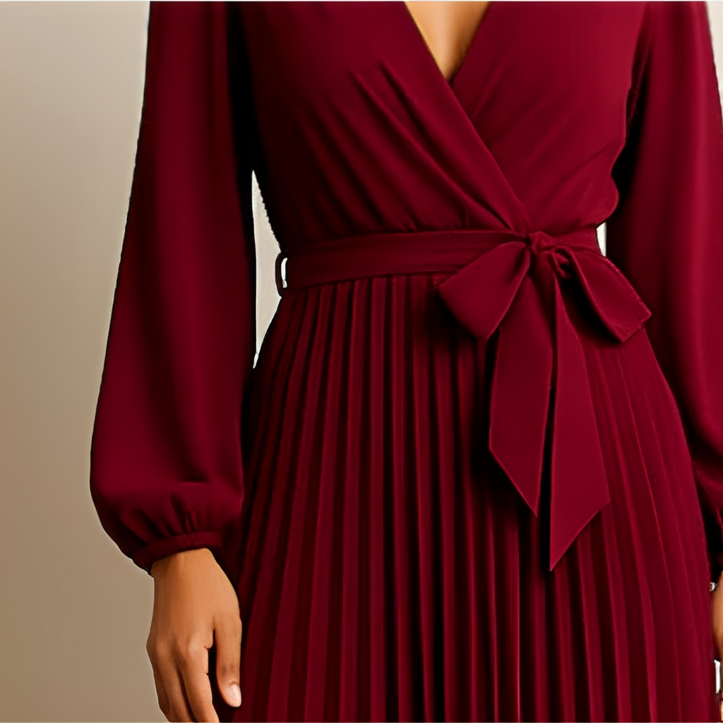 Naomi - Elegantes Plissiertes V-Ausschnitt-Kleid