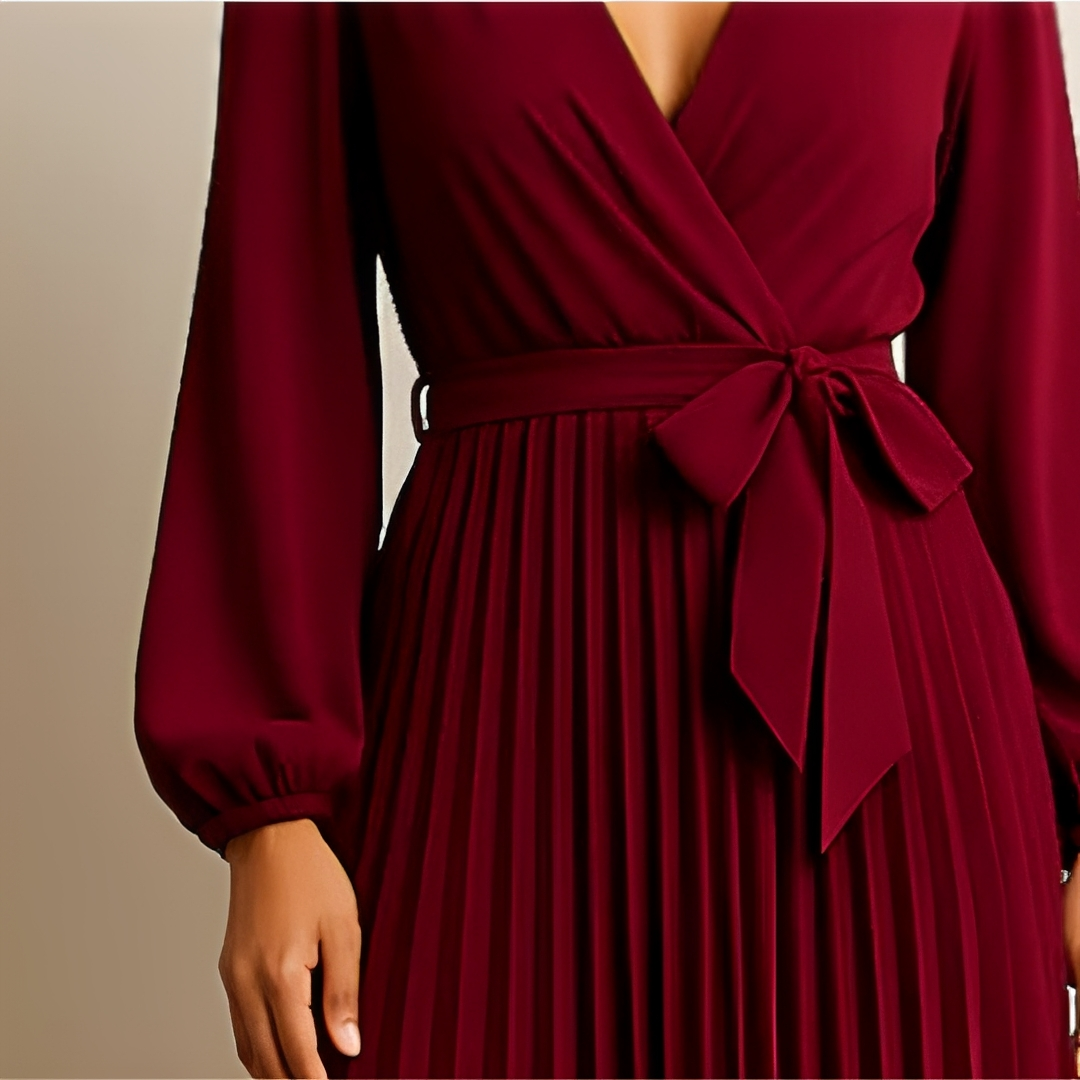 Naomi - Elegantes Plissiertes V-Ausschnitt-Kleid
