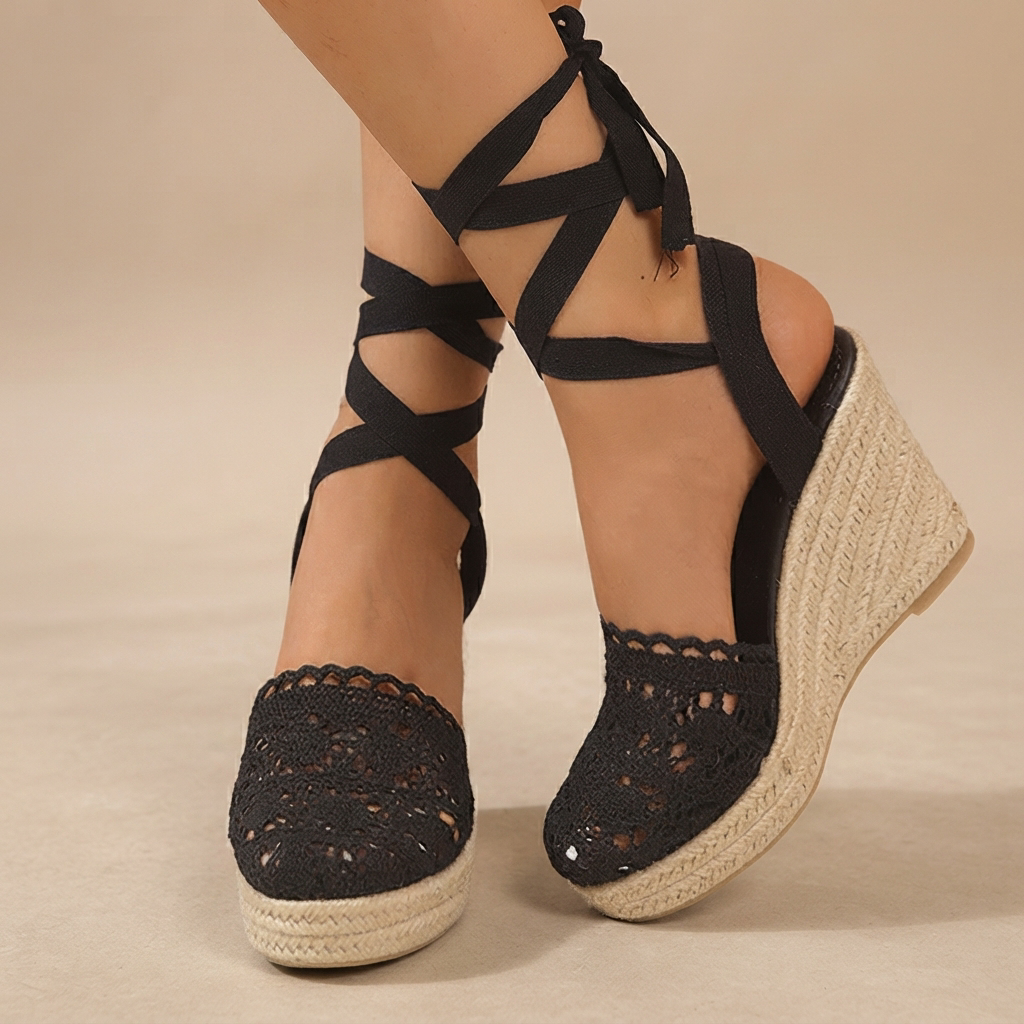 Jeanede - Elegante Sandalen mit Keilabsatz und Schnürung