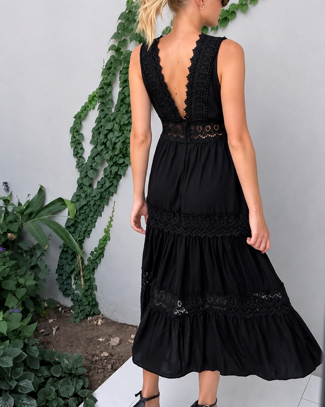 Damen Kleid – Elegantes V-Ausschnitt-Kleid mit Spitze für Sommer & Freizeit