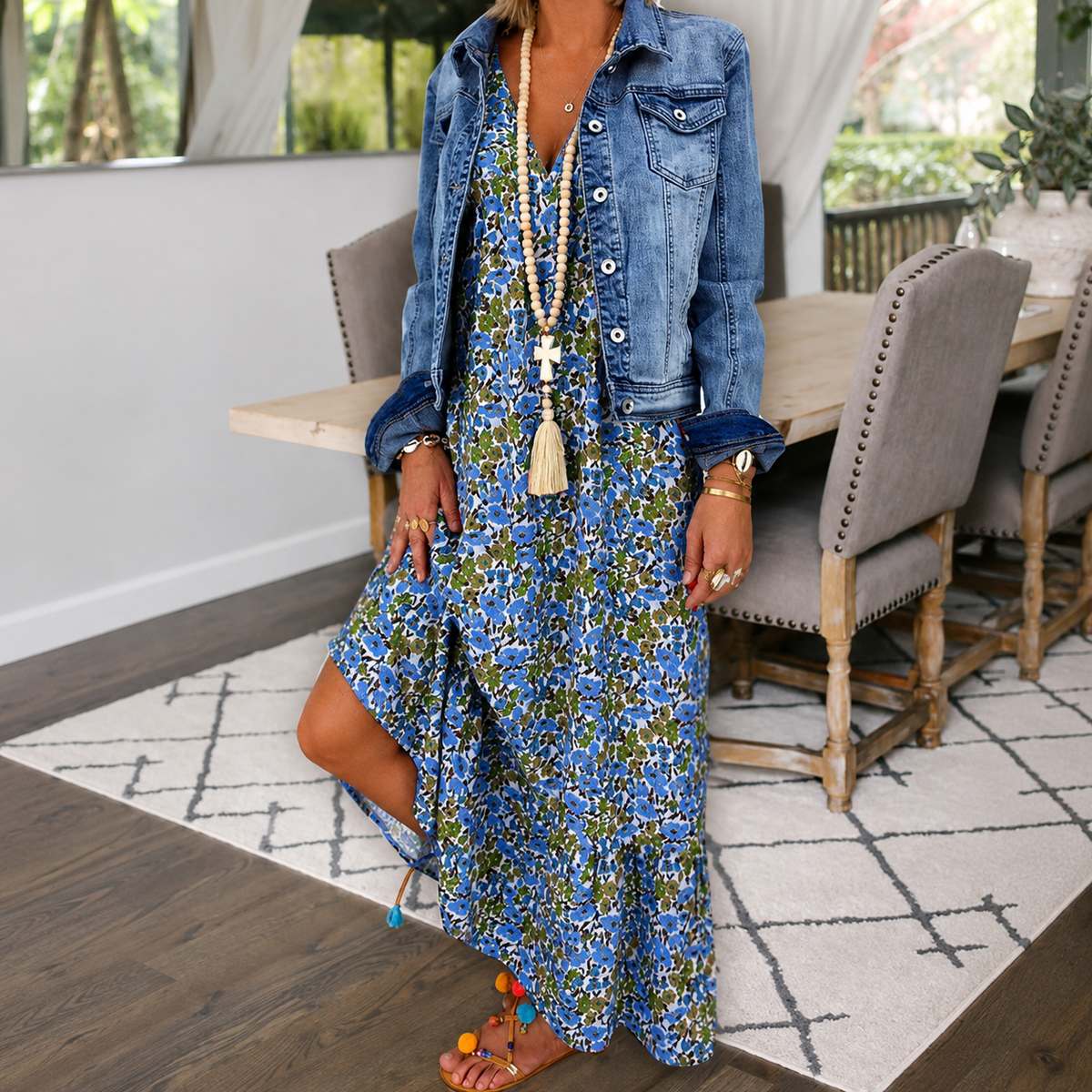 Shalisha - Stilvolles Boho-Kleid mit tiefem V-Ausschnitt