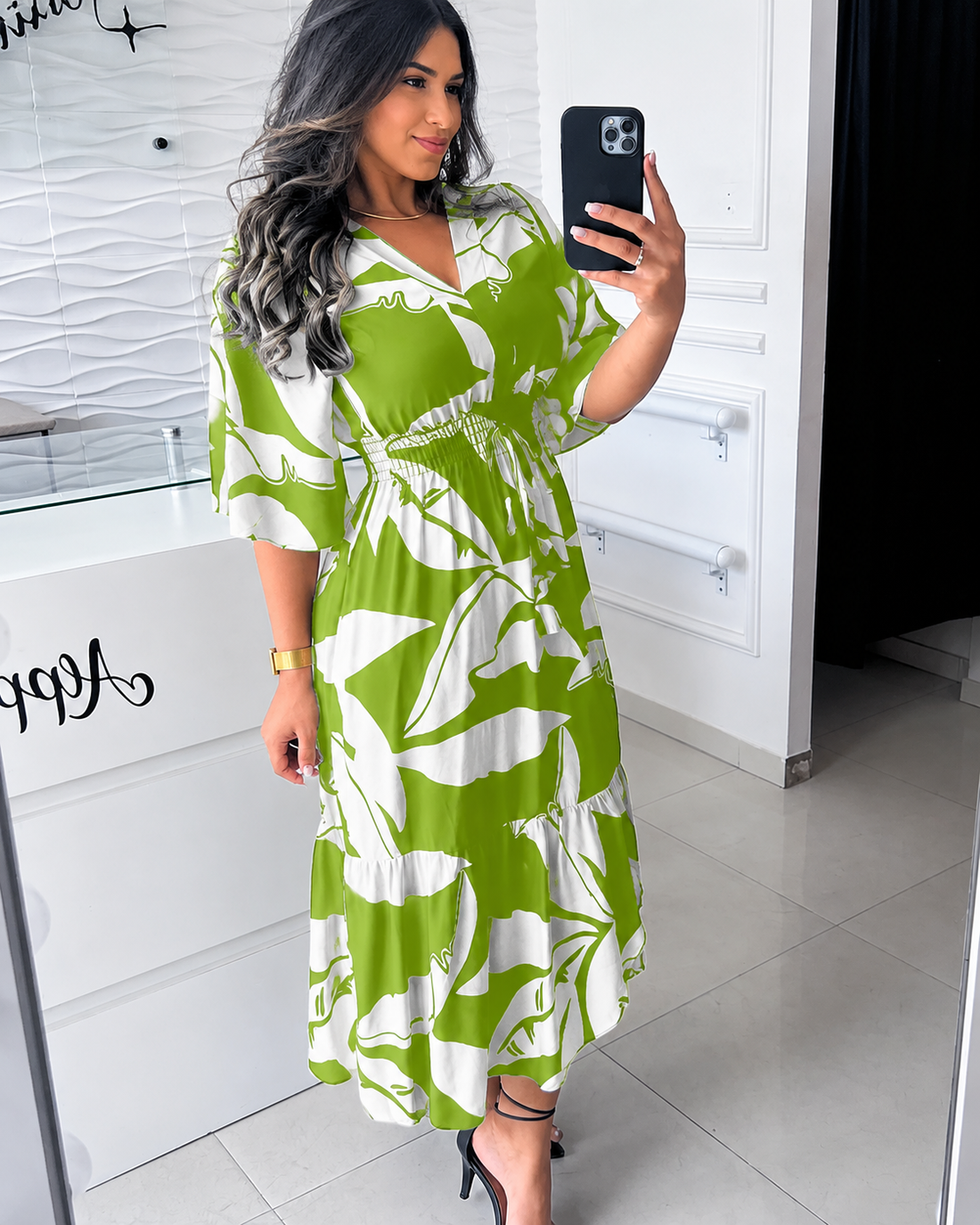 Agathe - Schickes Midikleid mit V-Ausschnitt