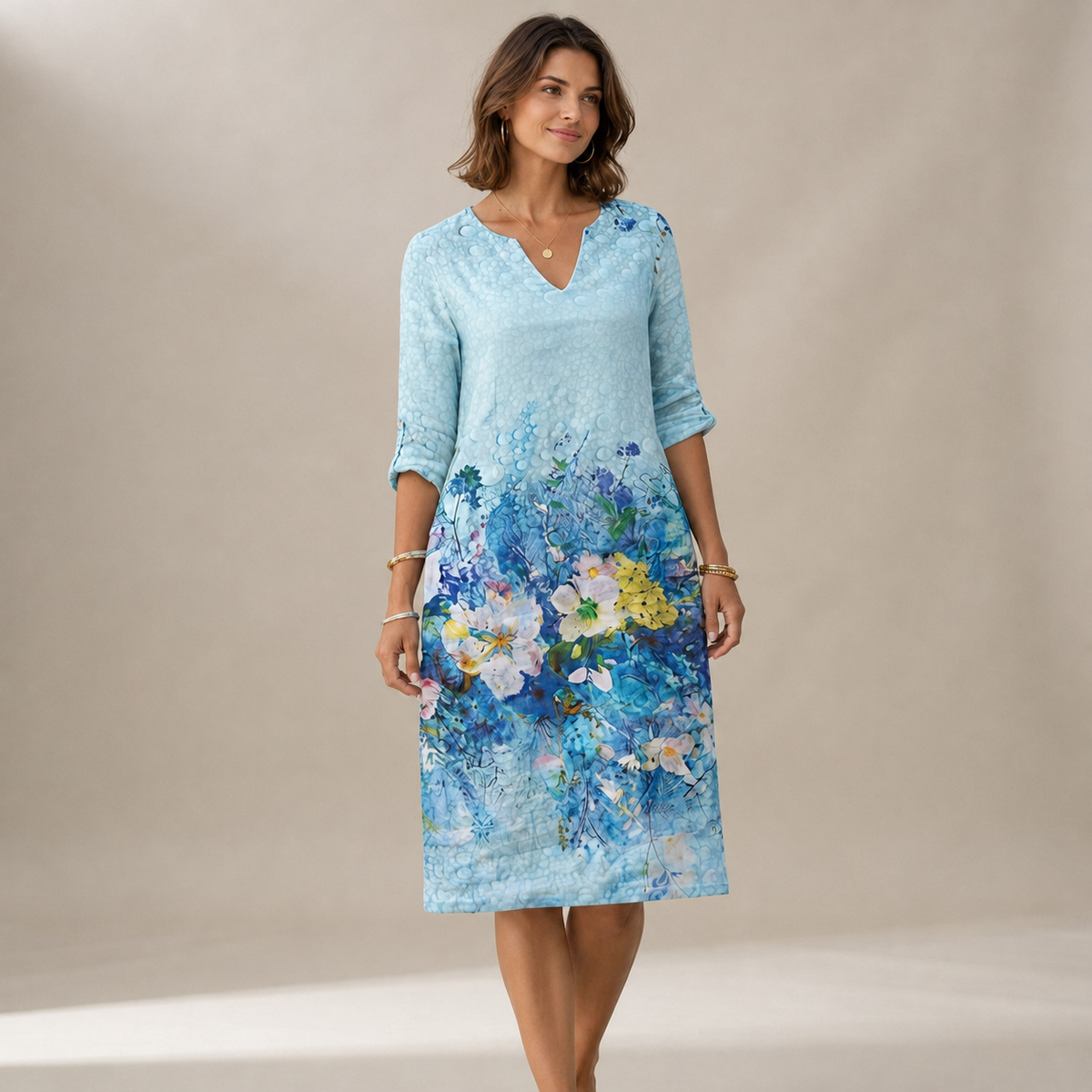 Ninna - Elegantes und vorteilhaftes Kleid mit V-Ausschnitt