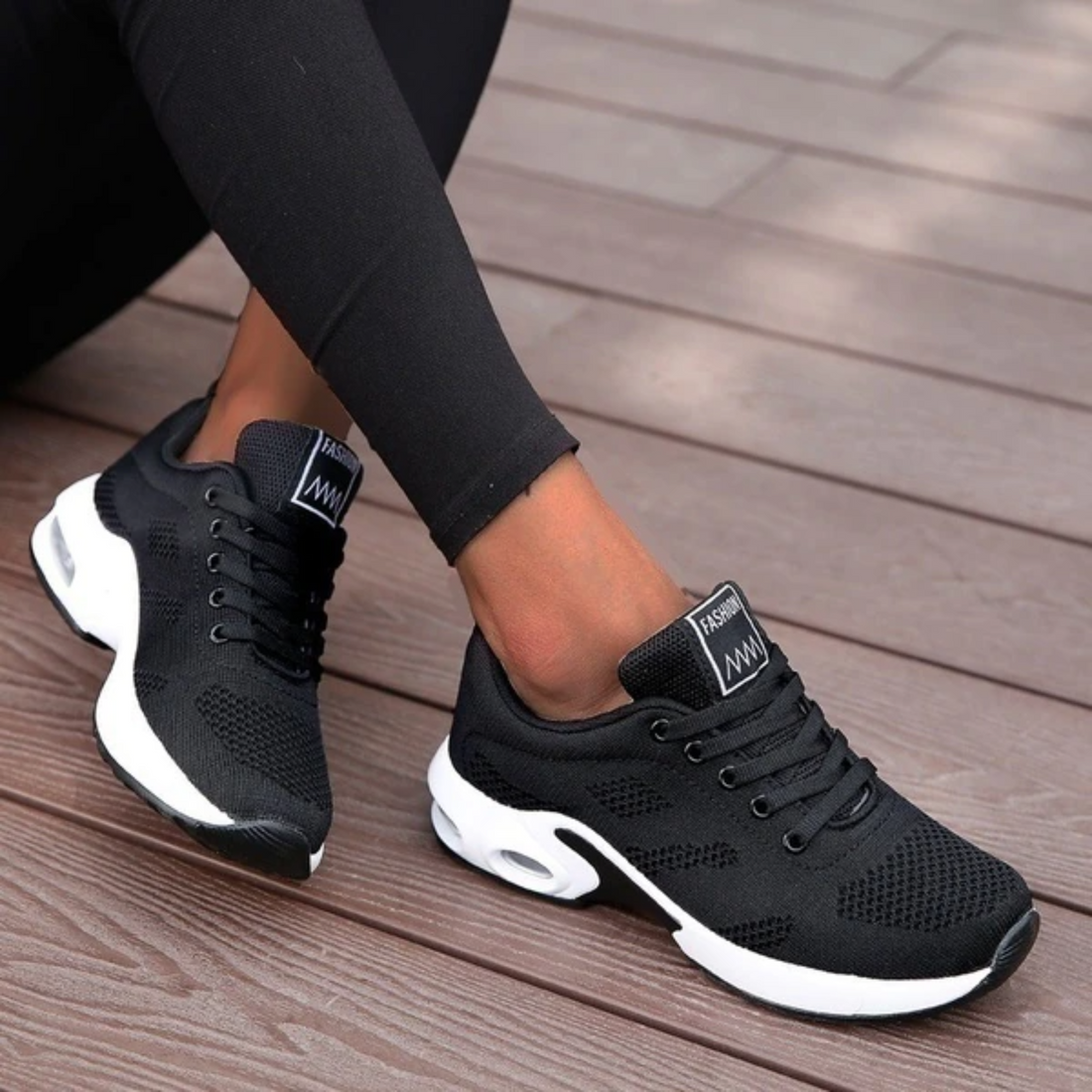 Lina- Bequeme Damen Sneaker