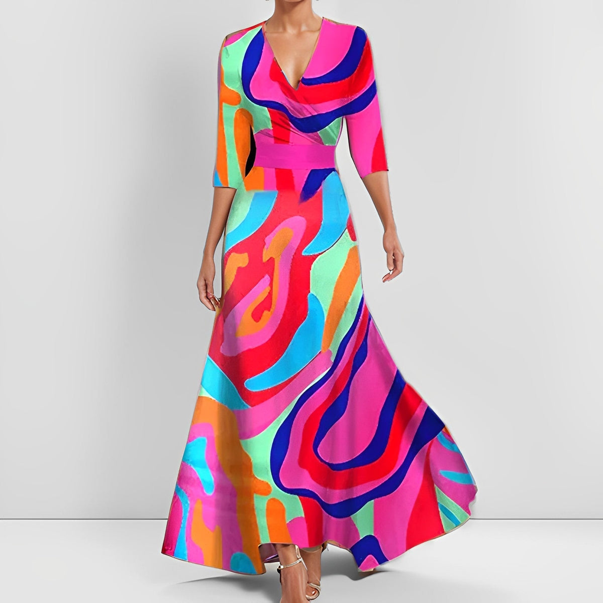 Delores - Langes Kleid mit floraler Gestaltung und langen Ärmeln