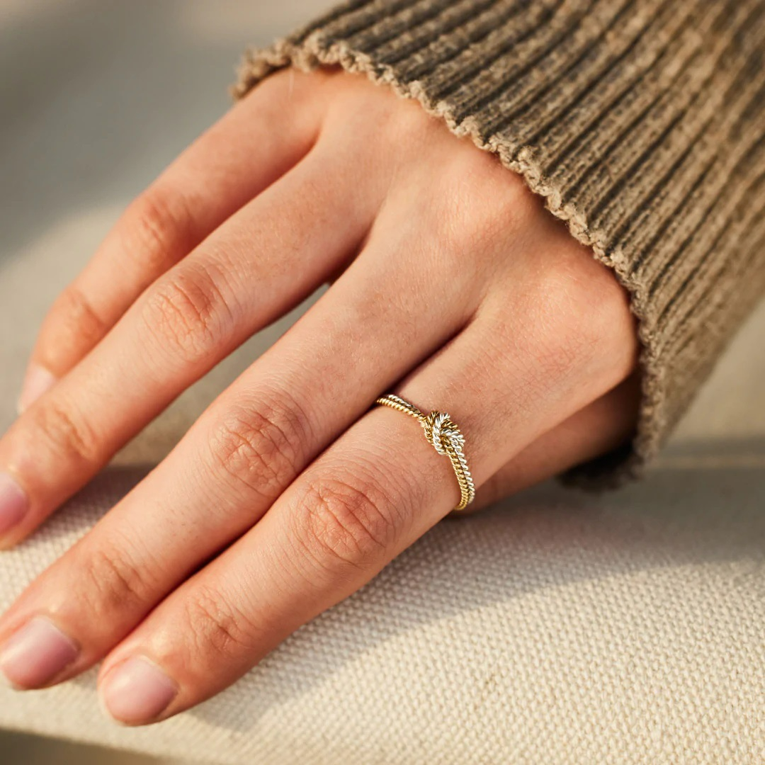 Engelschnur-Knotenring - Gold und Silber
