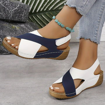 Laura - Sandalen mit Kreuzriemen