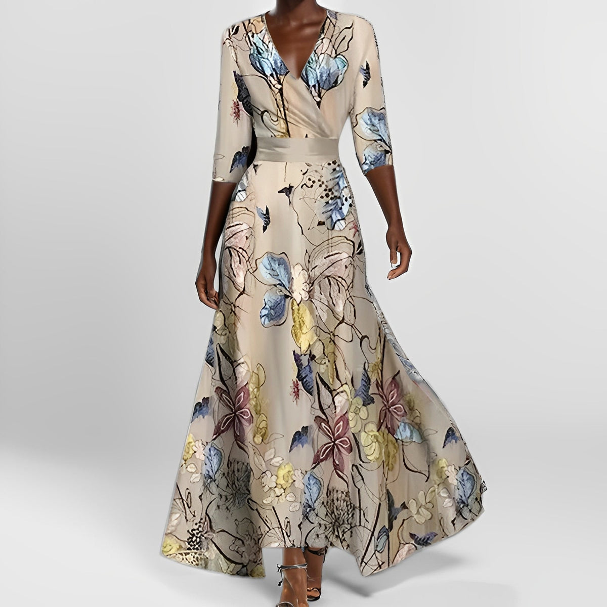 Delores - Langes Kleid mit floraler Gestaltung und langen Ärmeln