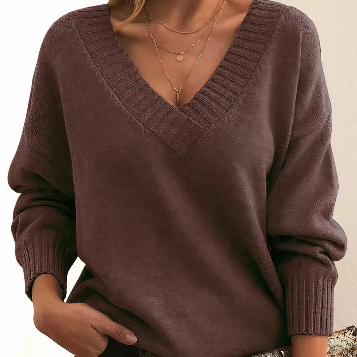 Leocadia - Stilvoller V-Ausschnitt-Pullover