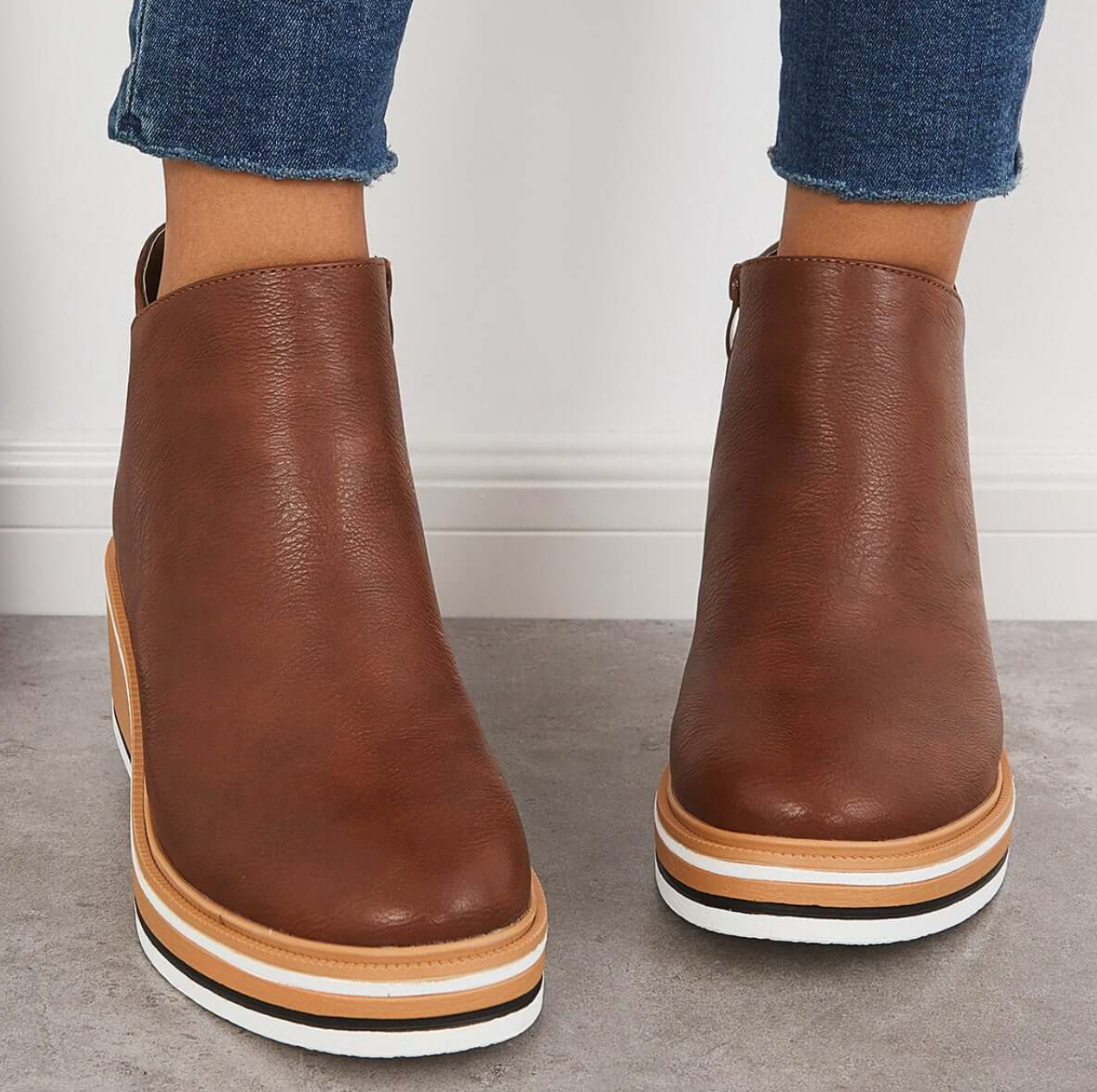 Mari Stella - Schuhe für jeden Tag mit dekorativen Nähten