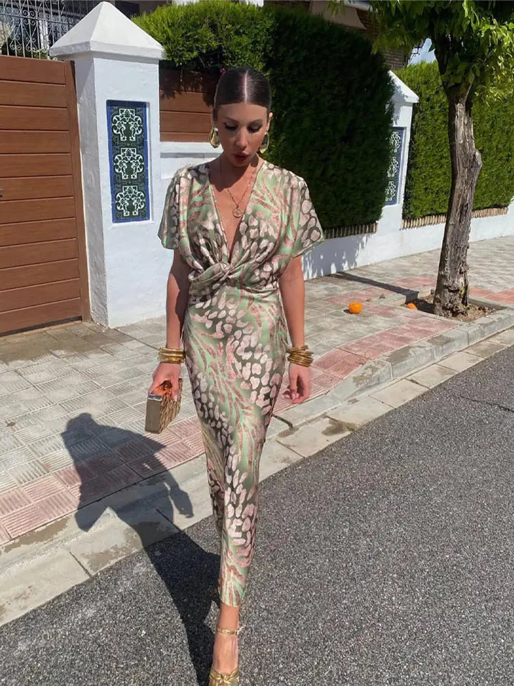 Cosima - Stilvolles und schickes Kleid mit V-Ausschnitt für Damen