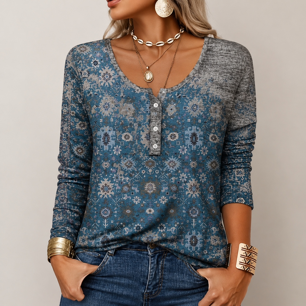 Hilde - Modischer Pullover mit Aztekenmotiv
