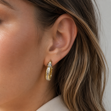 Verfeinertes Glitzern - Vintage Ohrringe aus Gold und Diamanten