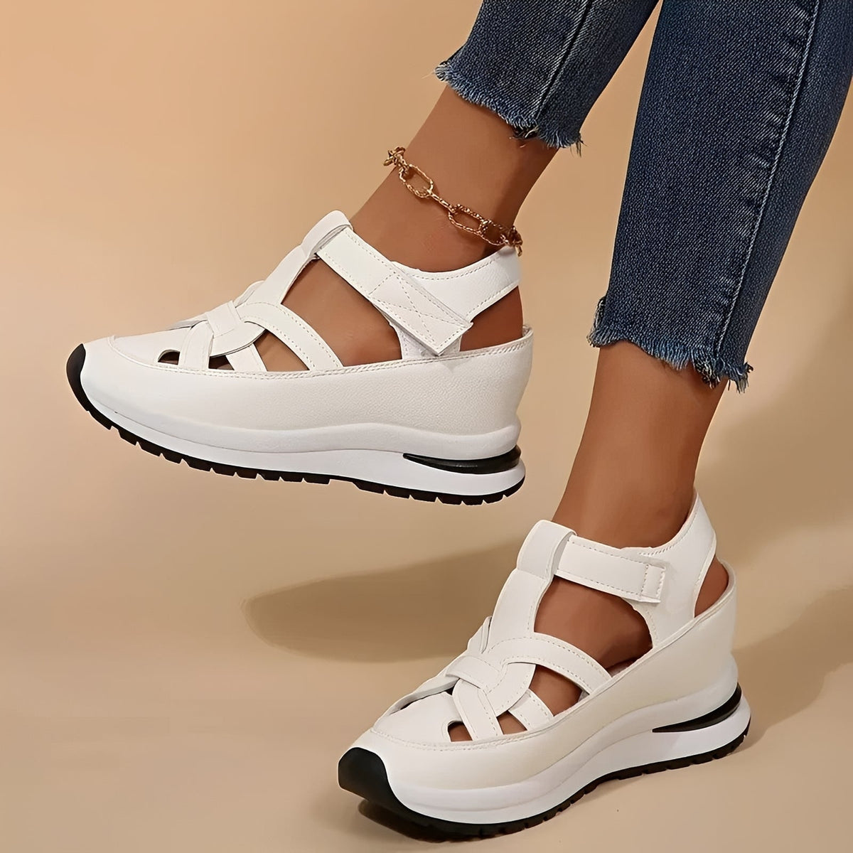 Zuzanna - Lässige Sandalen mit Keilabsatz
