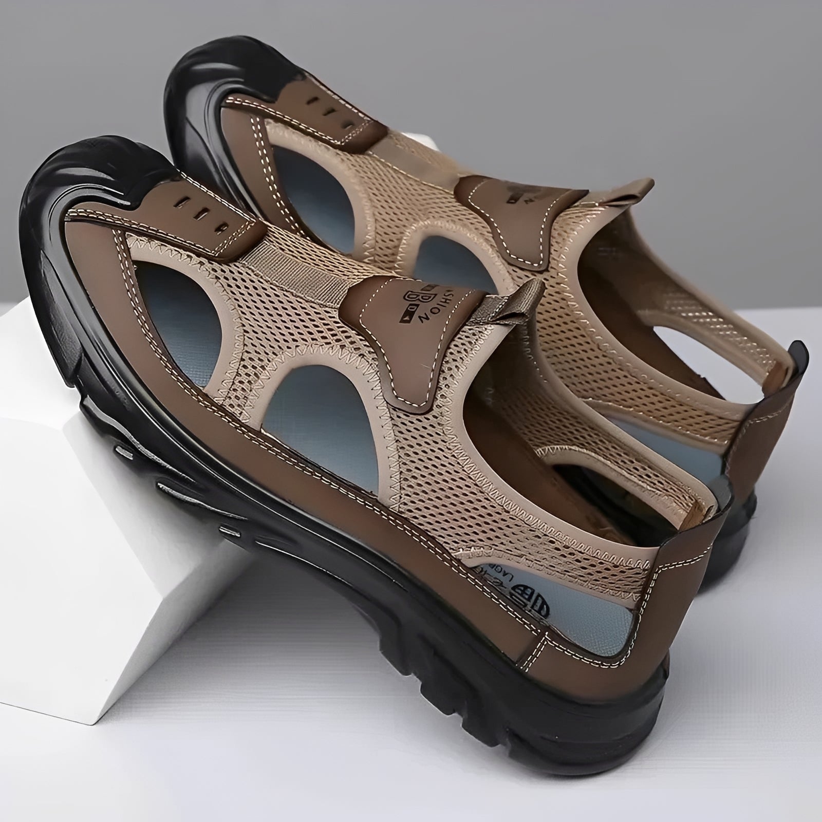 Mccann - Bequeme, rutschhemmende Sandalen