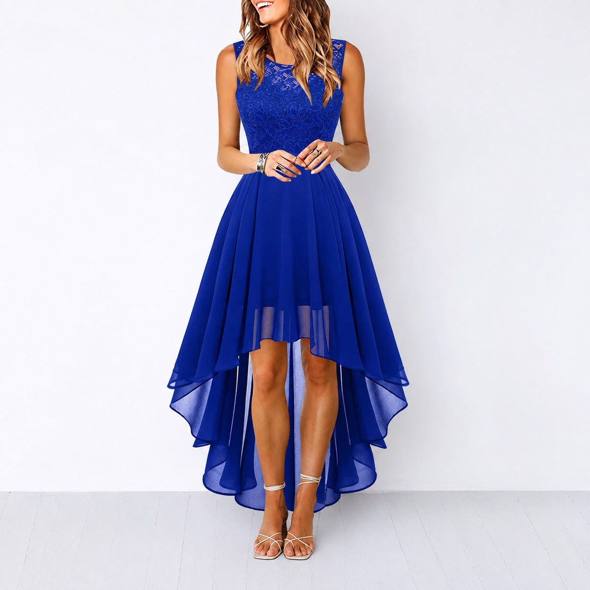 Airish - Ansprechendes asymmetrisches Kleid