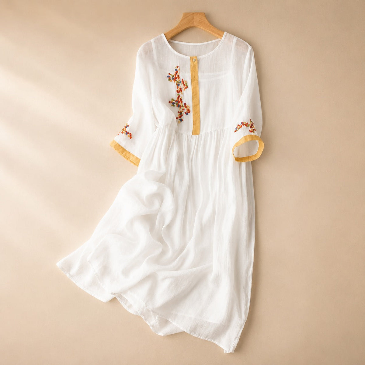 Laura - Angenehmes Boho-Kleid mit Akzenten