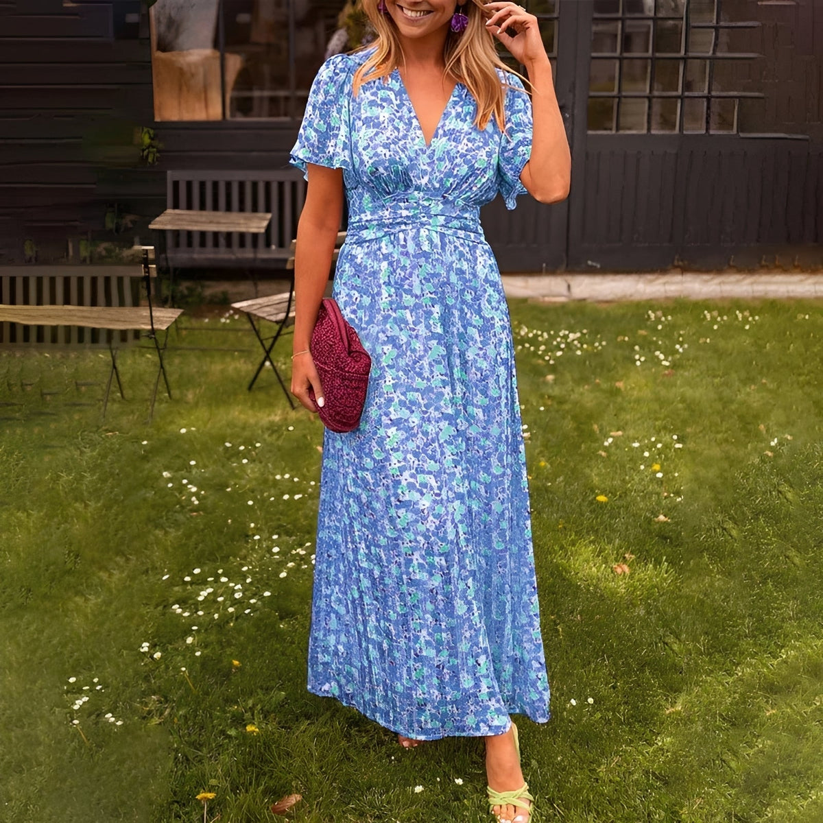 Ophelia - Elegantes Kleid mit V-Ausschnitt