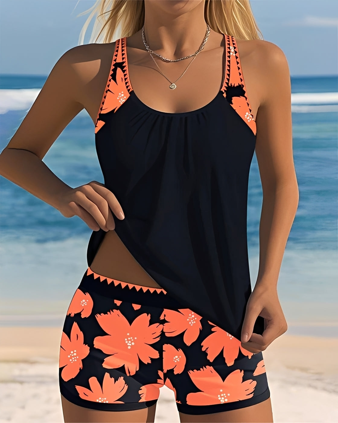 Mila - Tankini mit floralem Muster und Rundhalsausschnitt