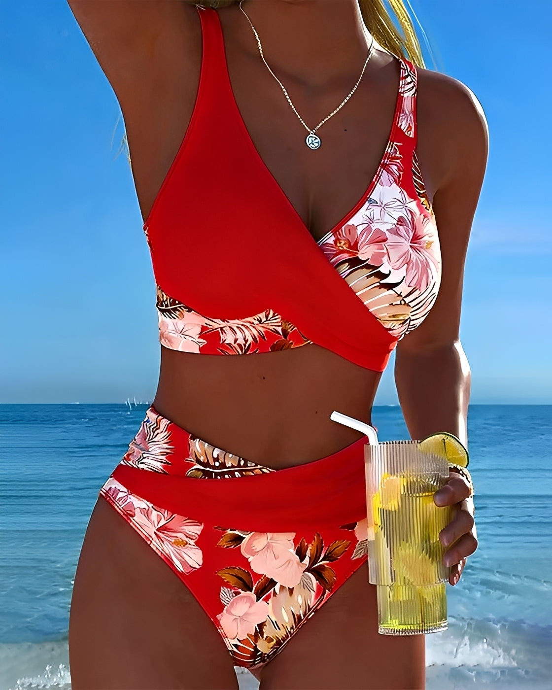 Eleri - Schicker Blumen-Bikini