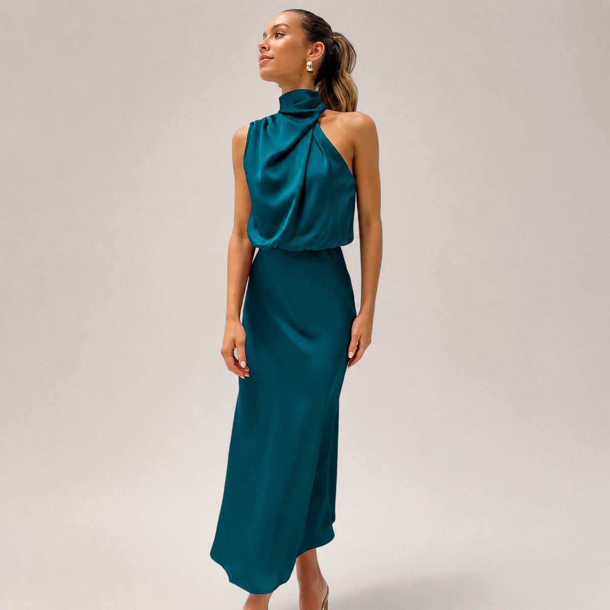 Lillie - Stilvolles Neckholder-Kleid