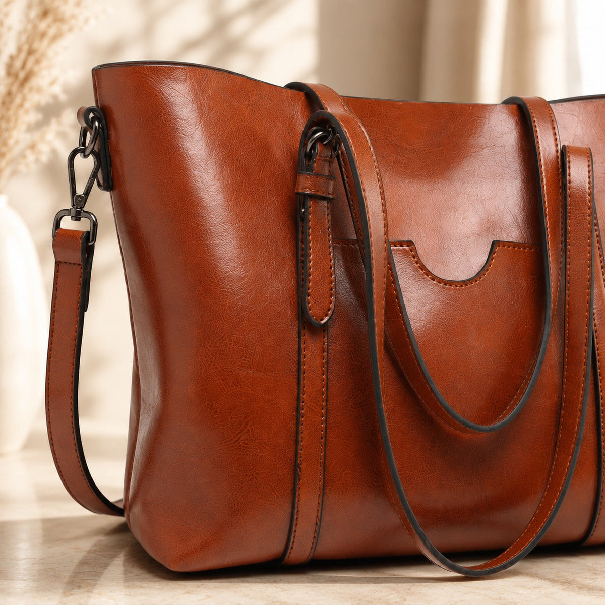 Alina - Große und leichte Tasche