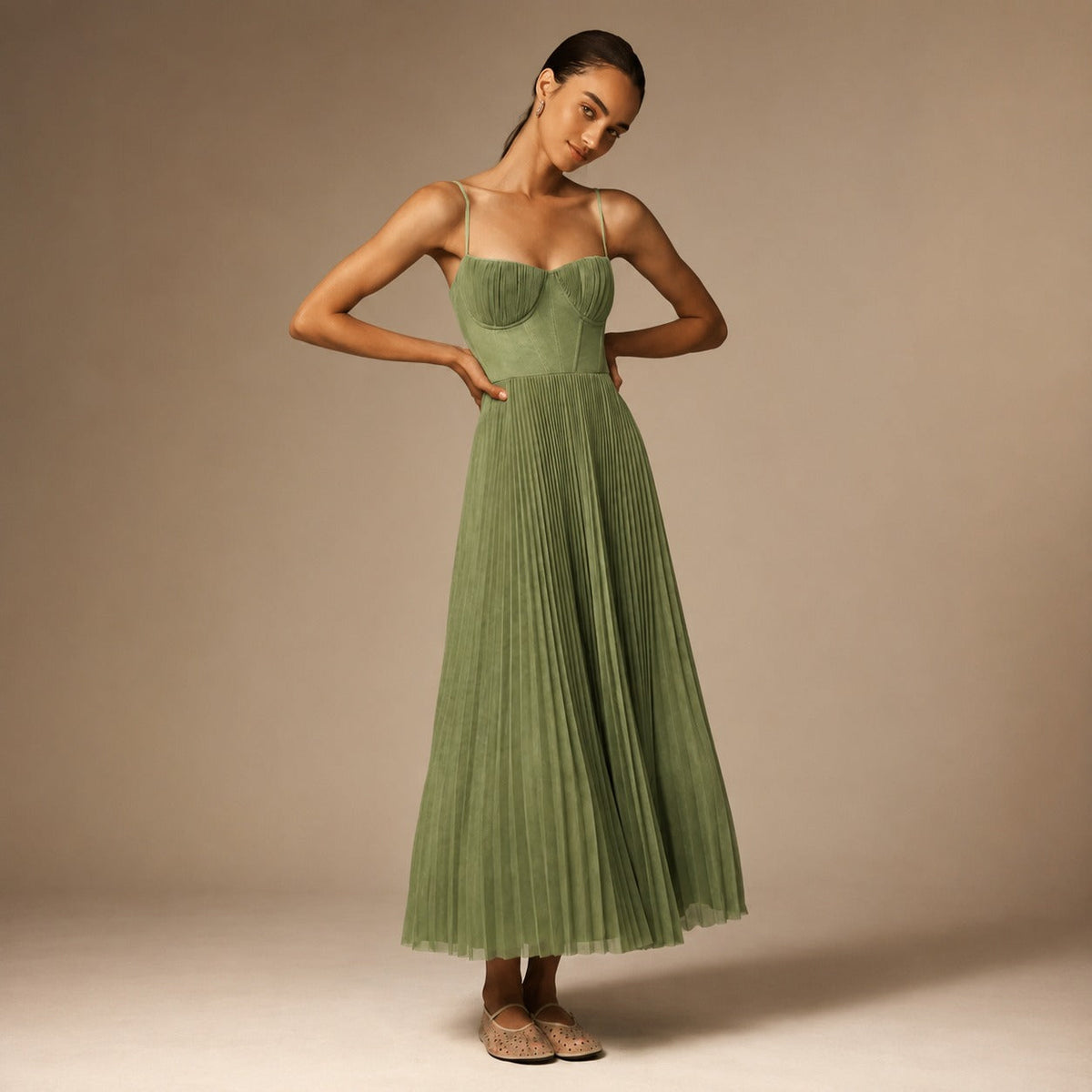 Elissa - Stilvolles Midi-Kleid mit Falten