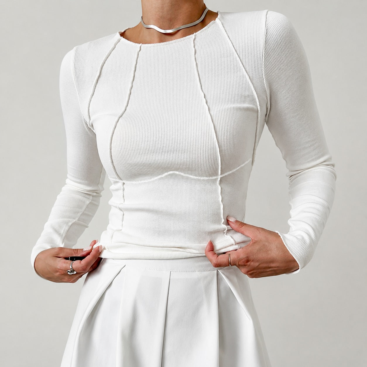 Leonie - Stilvolles Langarmshirt mit Paspel-Details
