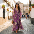 Leanne - Langes Kleid mit floralen Mustern und sanftem Schwung