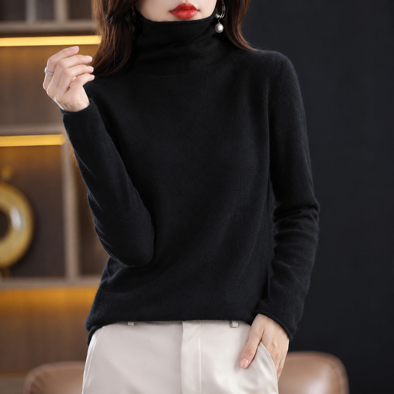 Akainu - Eleganter Rollkragenpullover