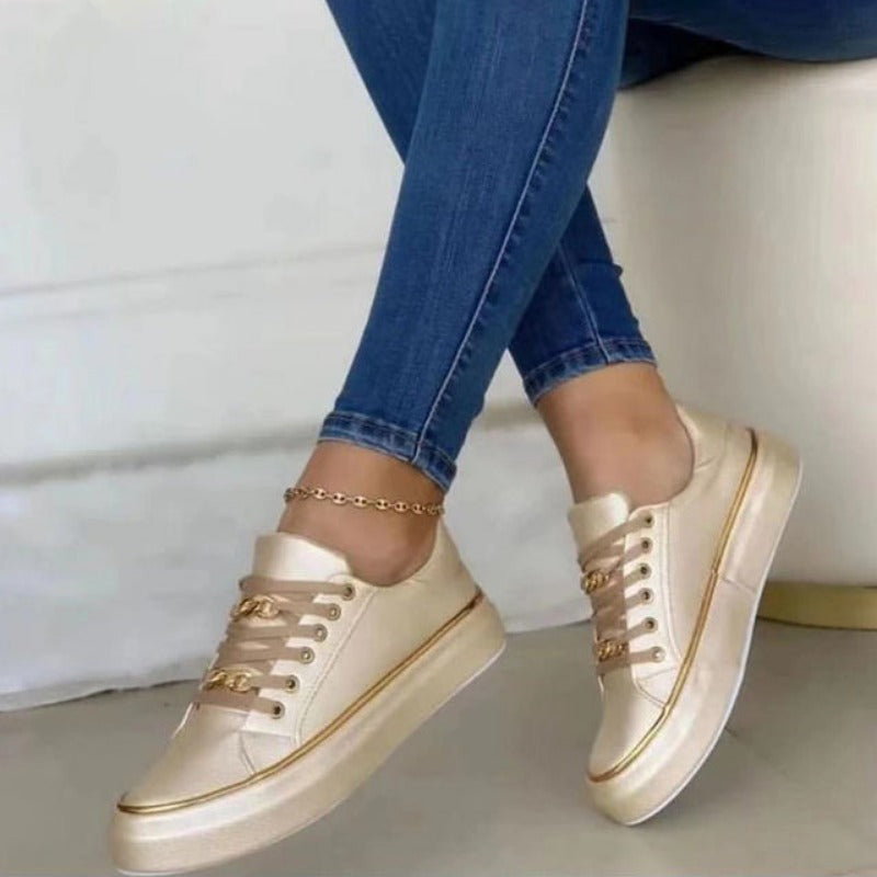 Reese - Sneaker mit Kettendetail
