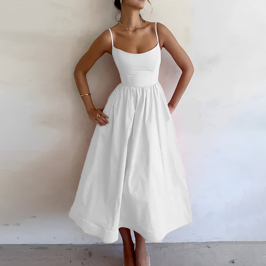Fabiana - Kleid mit feinen Trägern und raffinierten Details
