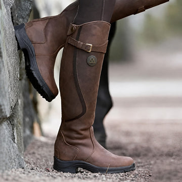 Athena - Hohe Stiefel mit nostalgischem Charme