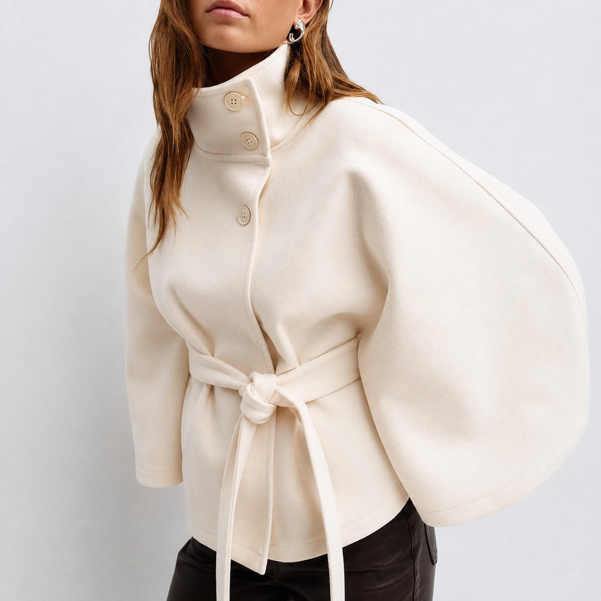 Loraine - Stilvolle Damenjacke mit Gürtel