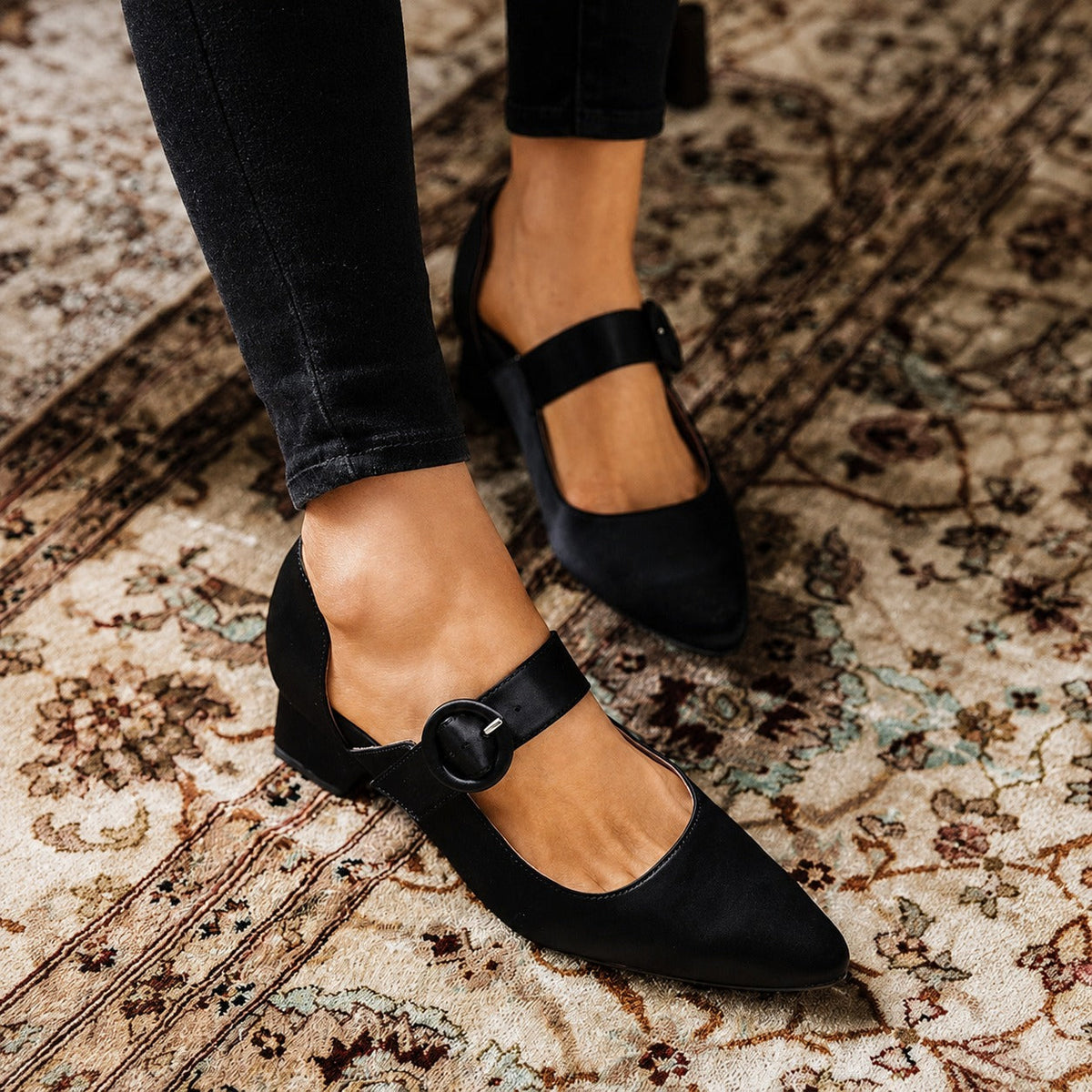 Mandy - Eleganz und Komfort in einem Schuh mit Absatz