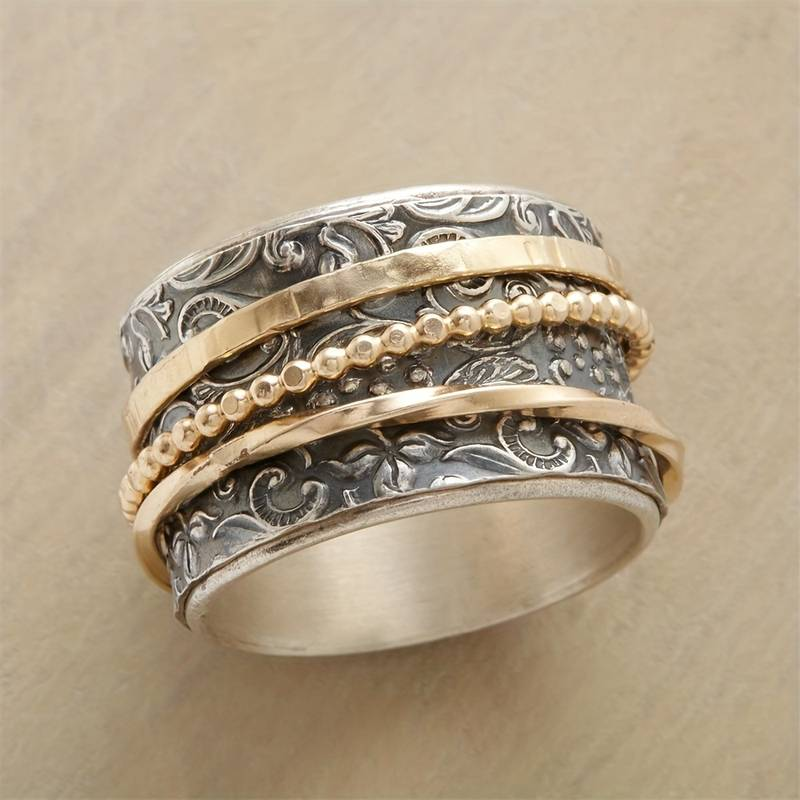 Alodia – vintage Ring aus Gold und antikem Silber