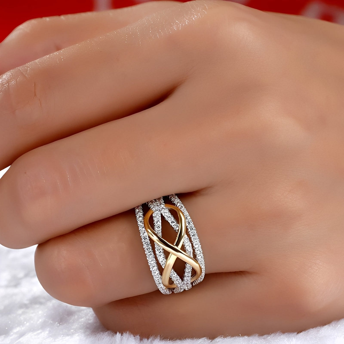 Inaya – Eleganter Unendlichkeitssymbolring für Frauen