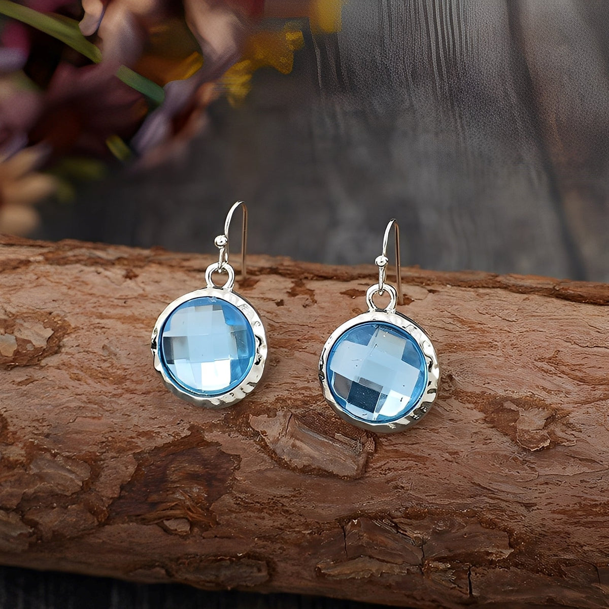 Azura – Vintage Ohrringe mit blauen Kristallen