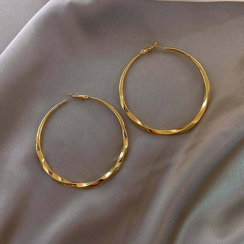 Enola – vintage Ohrringe aus Roségold